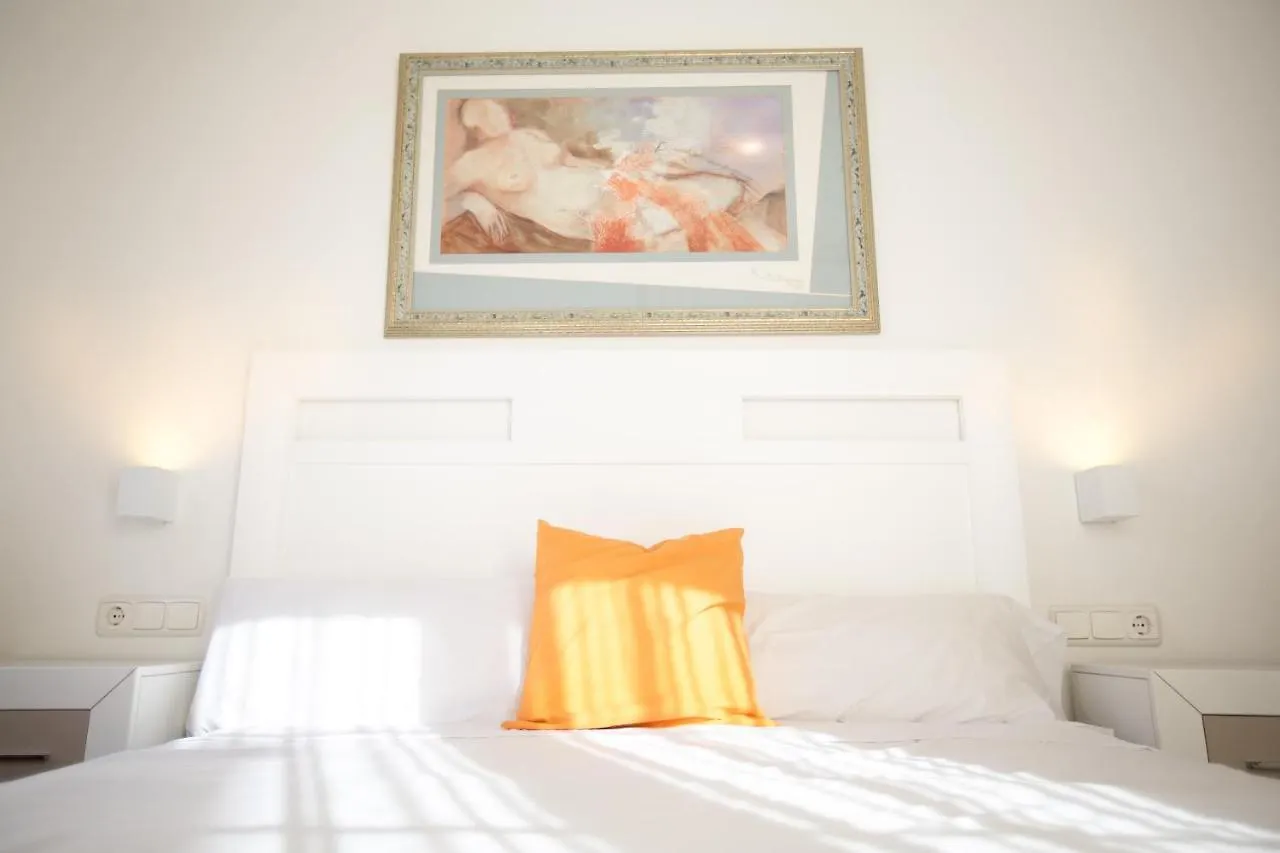 Apt Costa Dorada 2 By Marcalma Creixell